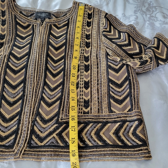 St-John Couture, Gourges Black and Tan Patterned Top With Top Closer, - Picture 9 of 10